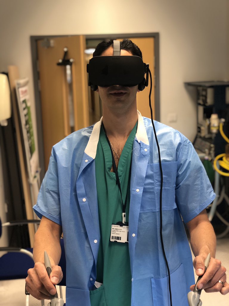 Samer_Saour's tweet photo. VR surgery at St. George’s Hospital. #innovationinsurgicaltraining #plasticsurgery @Samer_Saour @oculus @GAPSsimulation @StGeorgesUni @StGeorgesTrust https://t.co/IXg3pPsSpS