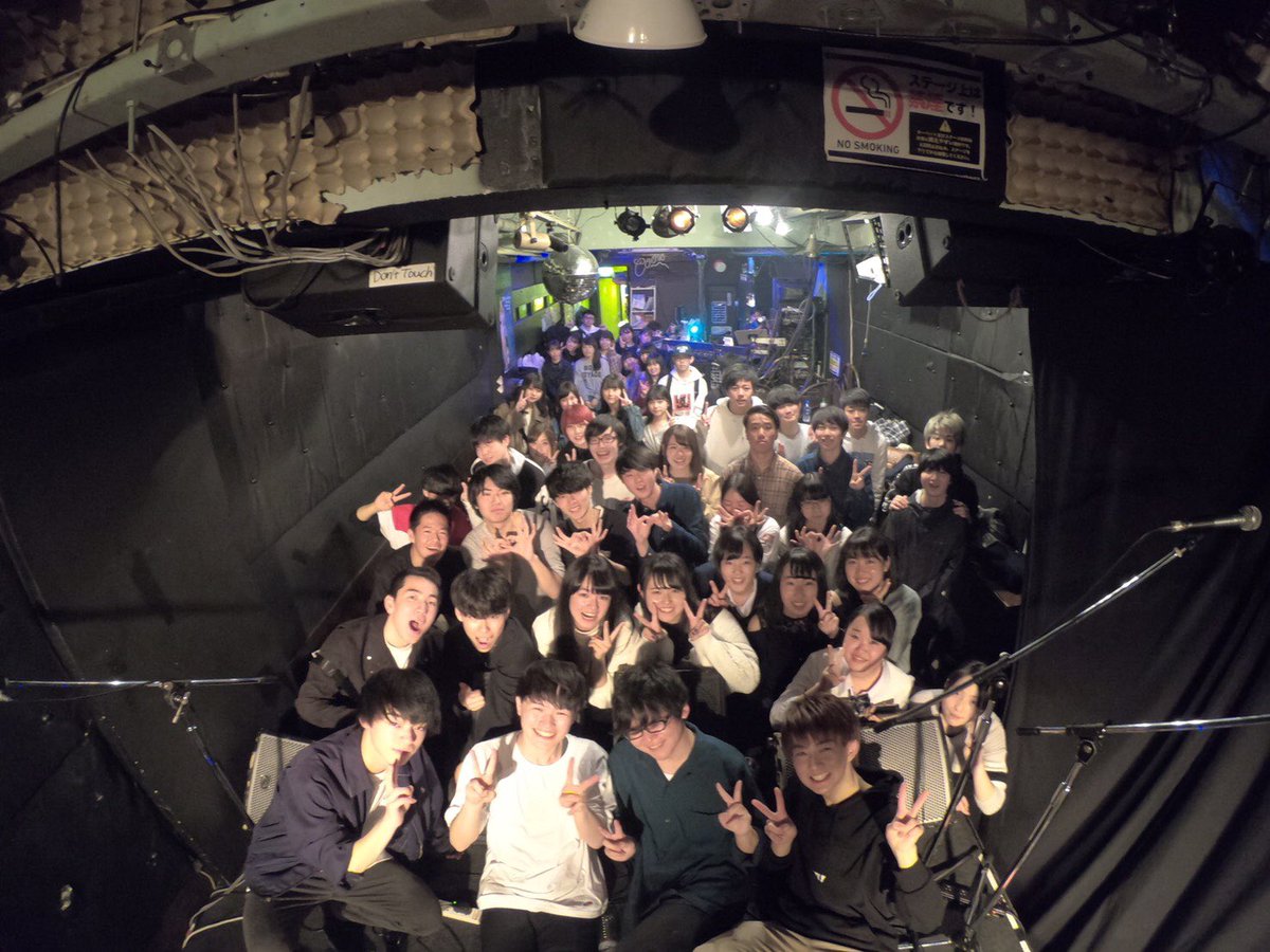 _wisteria___'s tweet photo. 感無量ですありがとうございました

1.ふっかつのじゅもん
2.熱狂を終え
3.ドア
4.Nighthawks
5.ワタリドリ
6.トレモロ
7.栞 https://t.co/1cRx0S3AdW