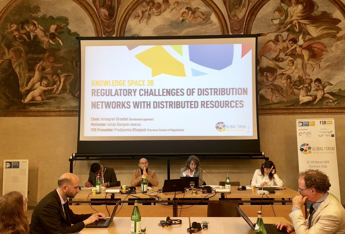 EUI_FSR's tweet photo. What barriers & distortionary incentives impede the evolution of the #powersector in the presence of DERs? Annegret Groebel introduces our next session which specifically focuses on #tariffdesign & the participation of these resources in #electricity markets. #FSRGlobalForum https://t.co/Pf0DThrIx5