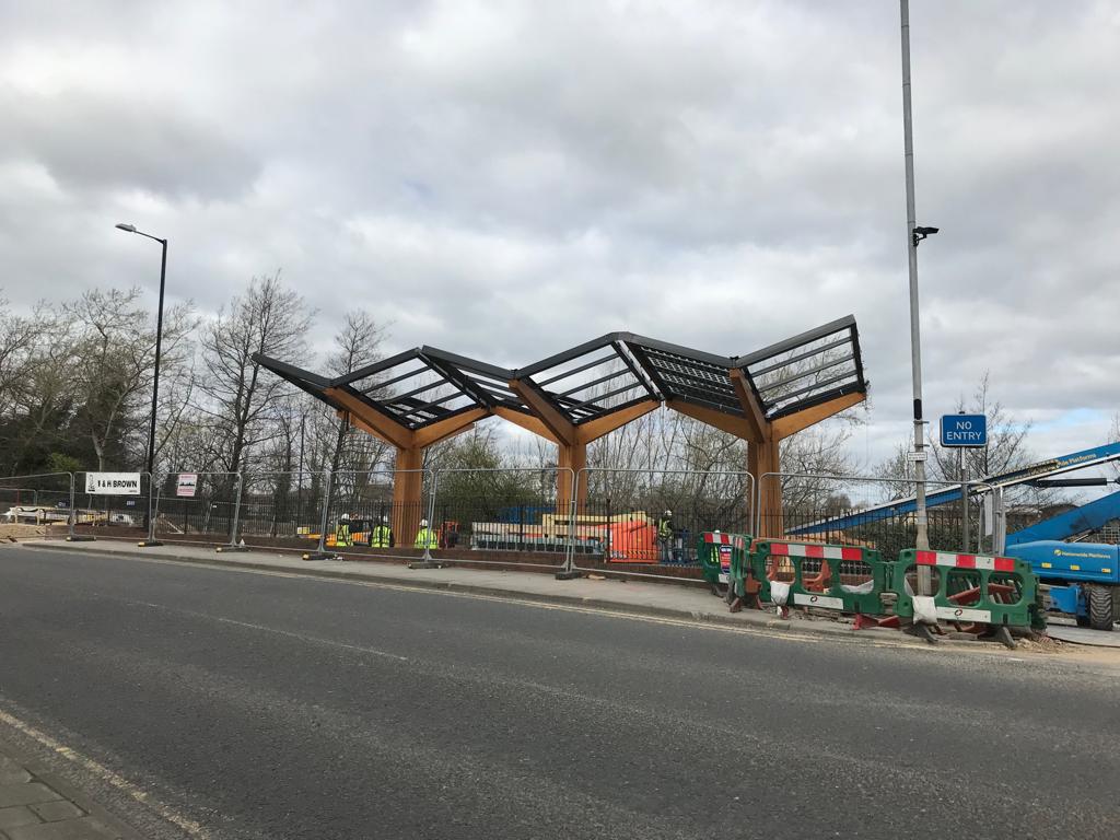 Fastned's tweet photo. Fastned's construction capacity is ramping 📈 up. We're now building 🏗️ 6 stations in 3 different countries 🇳🇱🇬🇧🇩🇪 at the same time

And yes, we'll let you know when a station is ready to use 😀 https://t.co/ztDAi7PVKz