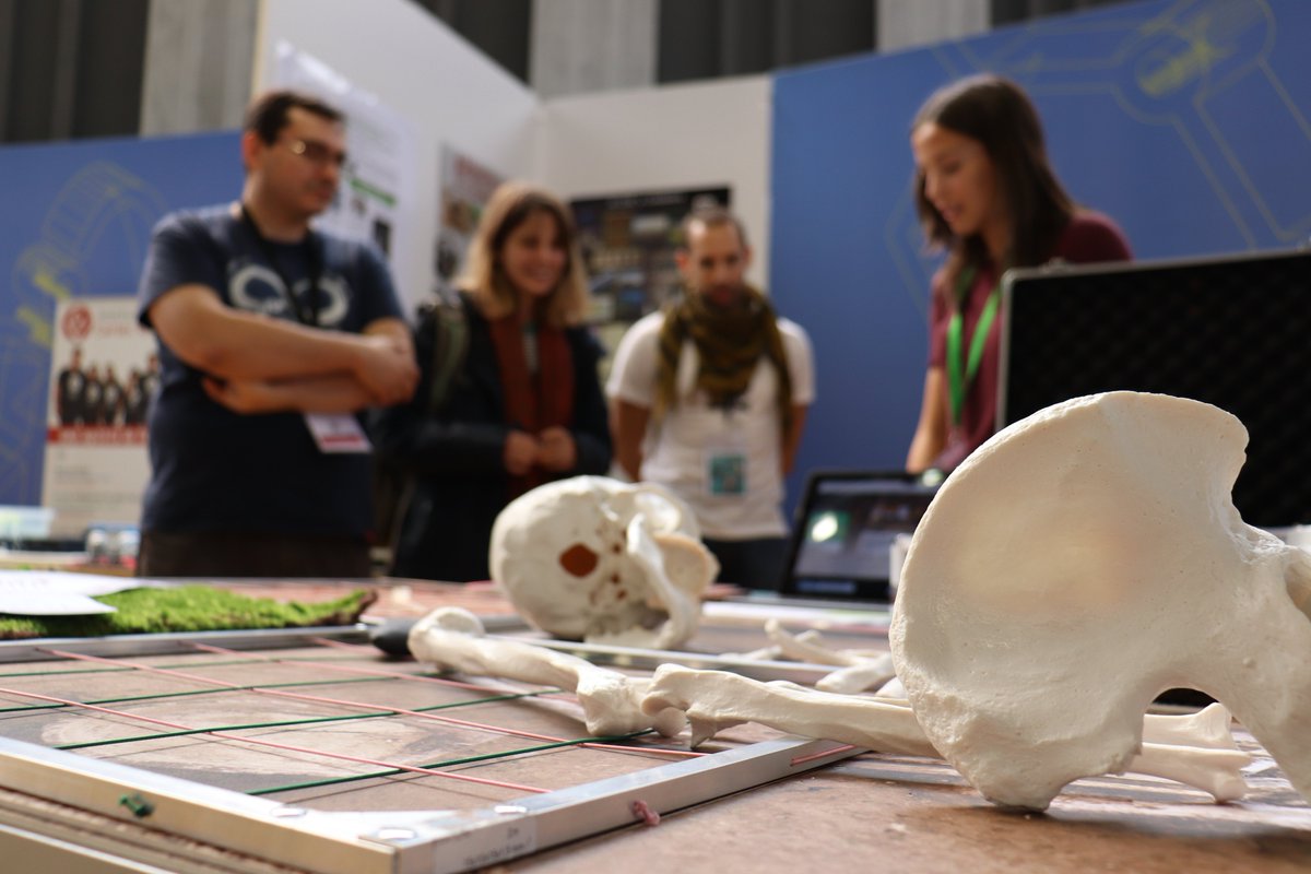 CSICCat's tweet photo. Vols veure què vam fer a l'#EspaiCiència2019 del darrer @saloensenyament?

📸 Aquí teniu les millors fotos ➡️ https://t.co/y89BhjGmcM
🔭 Aquí un resum de les activitats i tallers ➡️ https://t.co/VmmuoRoqmY https://t.co/yhSiAAPusV