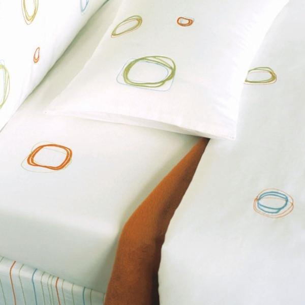 Now On Sale: Update the little one’s bedroom with the Area Bedding WHITE Mini Organic Fitted Crib Sheet.