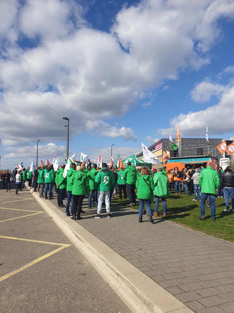 Wir kämpfen für faire u würdige Arbeitsbedingungen und gegen Lohn- und Sozialdumping auf Europas Straßen! #fairtransport