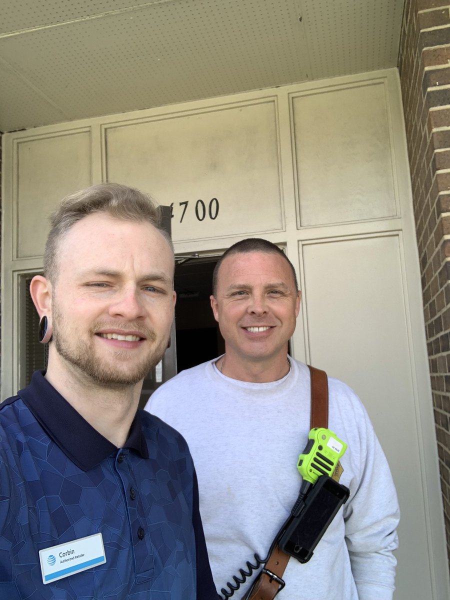 Corbin meeting local fire fighters and spreading the word about AT&amp;T Firstnet! @PortablesChrisW <a href="/theriddler704/">Stephanie Riddle</a> <a href="/MIvey25861376/">Marynell Ivey</a> <a href="/elthonmunoz/">Elthon Munoz</a> <a href="/JakeAraghi/">Jake Araghi</a>