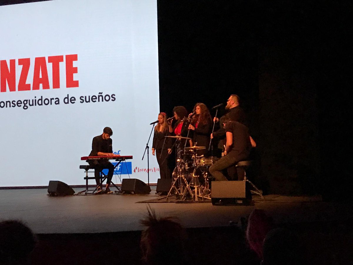 JuventudSJavier's tweet photo. Esta mañana hemos asistido a la I Jornada conseguidora de sueños para la activación al empleo. Ha sido un placer escuchar a todos los ponentes, en especial a @kevinmancojo #locuraporvivir #Lánzate #sefcarm https://t.co/45pY3SSz60