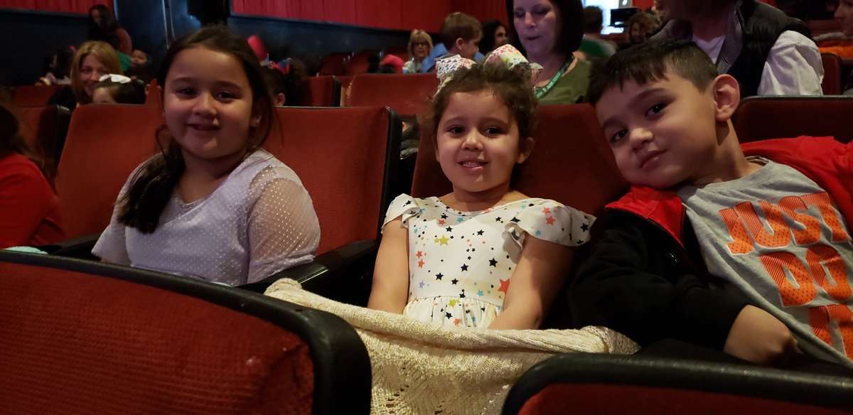 MrsFunaro's tweet photo. We had a great time seeing The Cat in the Hat today! @MrsFunaro @SEM_Dalers https://t.co/zhknzjr0Qi