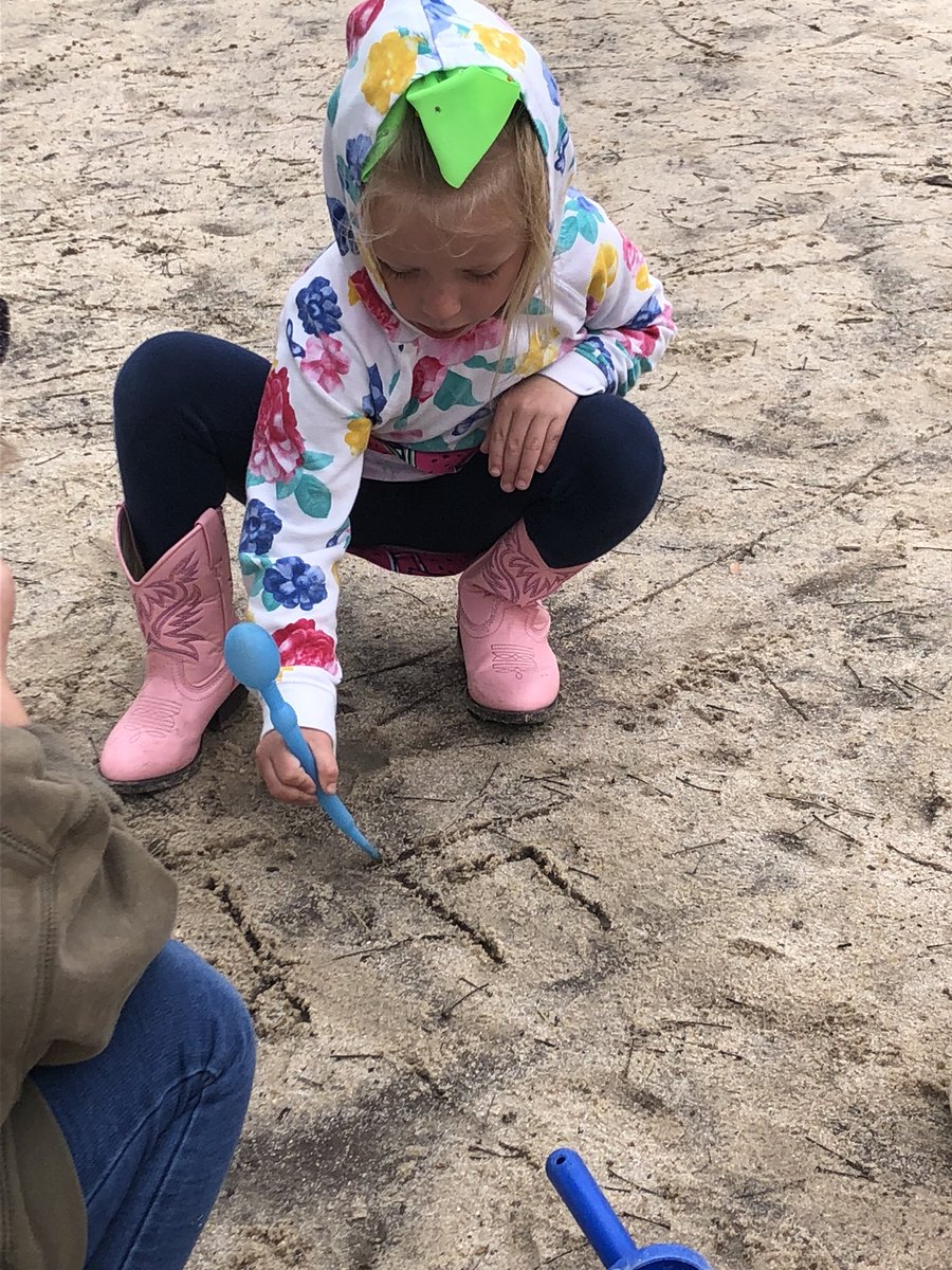 Aculick4K's tweet photo. We can practice writing our letters in the sand at recess. #WGEpride https://t.co/HwIub4Lqjg