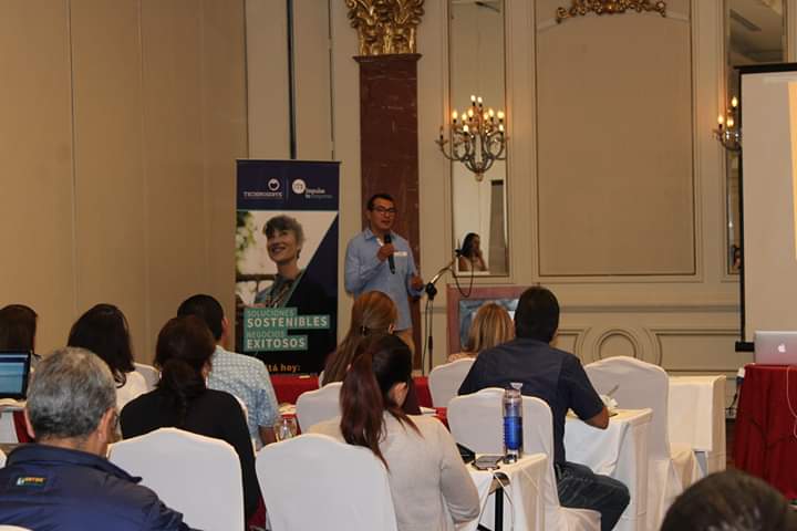 ITE_TechnoServe's tweet photo. Taller 2 en Guatemala "Evaluación de Modelo de Negocios", actividad importante que les permite evaluar su posición en el mercado y adaptarse en función a los resultados. https://t.co/NOU6zk0BoO
