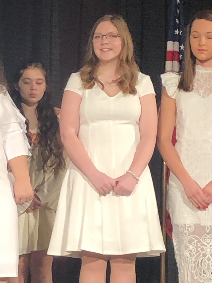 shanbroberts's tweet photo. Congratulations to Erin Hasler, newly elected Kentucky FCCLA 2019-2020 VP of Community Service!! Can’t wait to watch her year of successes unfold! #mchsfccla #kyfccla @MCHSRoyals1 @MasonCoSchools  @FcclaMason https://t.co/6JSDoYznfi