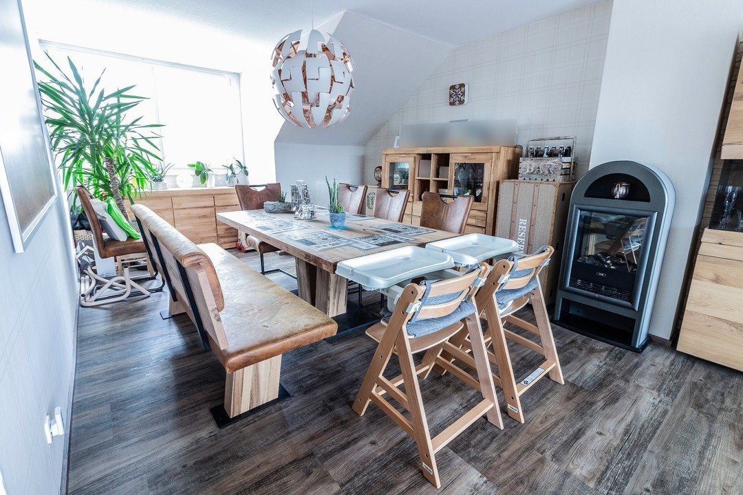 niels_dieckmann's tweet photo. 🆕️(Werbung) #Schwerte #Ergste Geschmackvolle und gepflegte 4-Zimmer-ETW mit Terrasse
Baujahr: 1974
Wohnfläche: 101,0 m²
Hier geht es zum Exposé ▶️
https://t.co/yLVMMn2cjY
#villigst #geisecke #garenfeld #opherdicke #holzwickede #billmerich #lichtendorf #aplerbeck #boele #unna https://t.co/SNiu5eMtUa