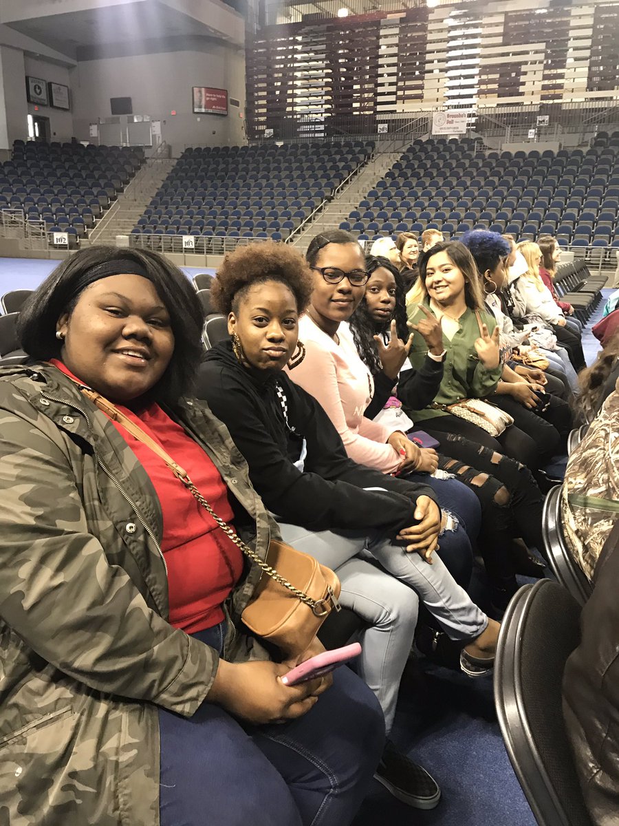 RSMCounselor's tweet photo. #JuniorPreview @ChooseAiken was 🔥! We had a great time! Thank you for hosting us! #TheFirst36 https://t.co/OcKFE0XUX0