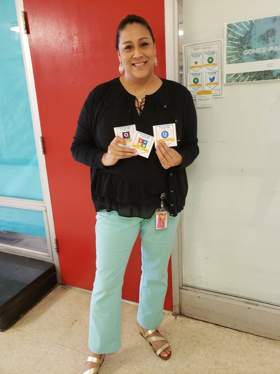JoshCurrie_EDUC's tweet photo. @RELRedRaiders teachers @BibiannaRivera @megomezparker @J4ck13c earned multiple badges today from @tylerisdlearn @KelciMeadows #TeachersRock #StrongWork #JKR @EastTexCraw @RCW72_EDUC @JJ_Lee_Raider @InspirePrincipl @KmpWalls @jsmiley1984 https://t.co/ZJq9snd85v