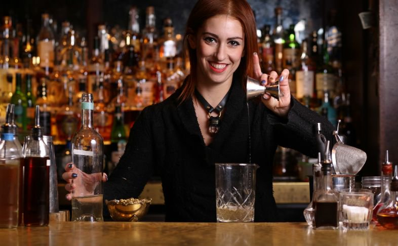 17 Women Who Are Changing The Way LA Drinks. pic.twitter.com/sMzmQnfB31. la...