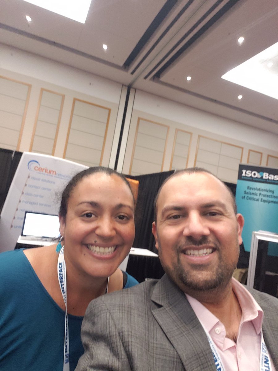 sabywaraich's tweet image. #selfiesaby continues #INTERFACEtour @F2FEventsInc #InterfacePDX @StructuredInc @gizzellew
#technology #cloud