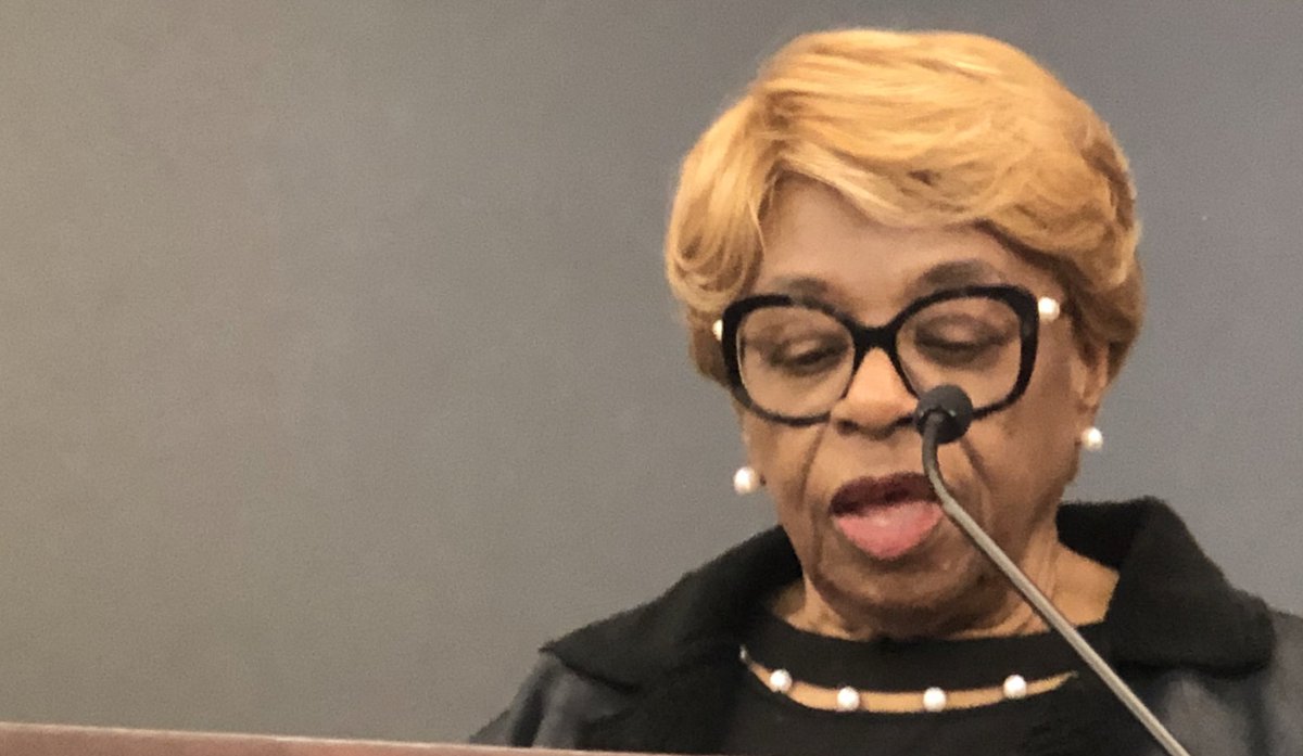 704afge's tweet photo. @AFGEdistrict7’s own Dorothy James stopped by to celebrate the 42-year career of @PresAFGELoc704 upon his retirement! Ms. James inspires our #EPA employees to public service and is there to thank our leaders after they have served the America People.@AFGEdistrict7 @AFGENational https://t.co/bLDK4ZqnEo