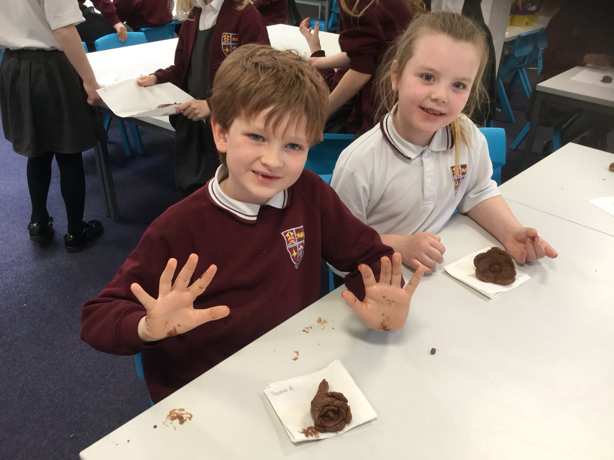 RCS_MrsBray's tweet photo. @RCS_main @PeleTrust We enjoyed being creative and using our chocolate modelling paste from our visit to the chocolate factory this afternoon! https://t.co/H7Cu3jOSox