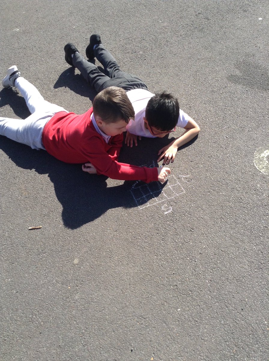 DosbarthArianC's tweet photo. Calculating the area and perimeter outdoors @CwmclydachPri #cwmcapable https://t.co/8jFCuuUOOa