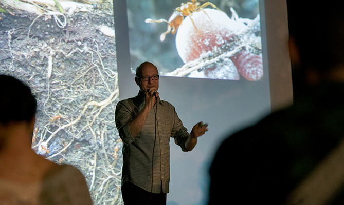 texas_IB's tweet photo. Neighborhood Science connects the public with science by exploring topics ranging from superheros to singing mice. https://t.co/aRHrqRMwUk #UTScience #citizenscience https://t.co/xjFMHH59XL