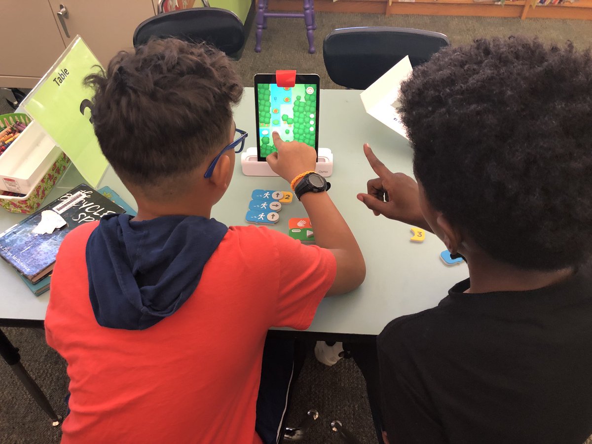 Little ES Library tweet media