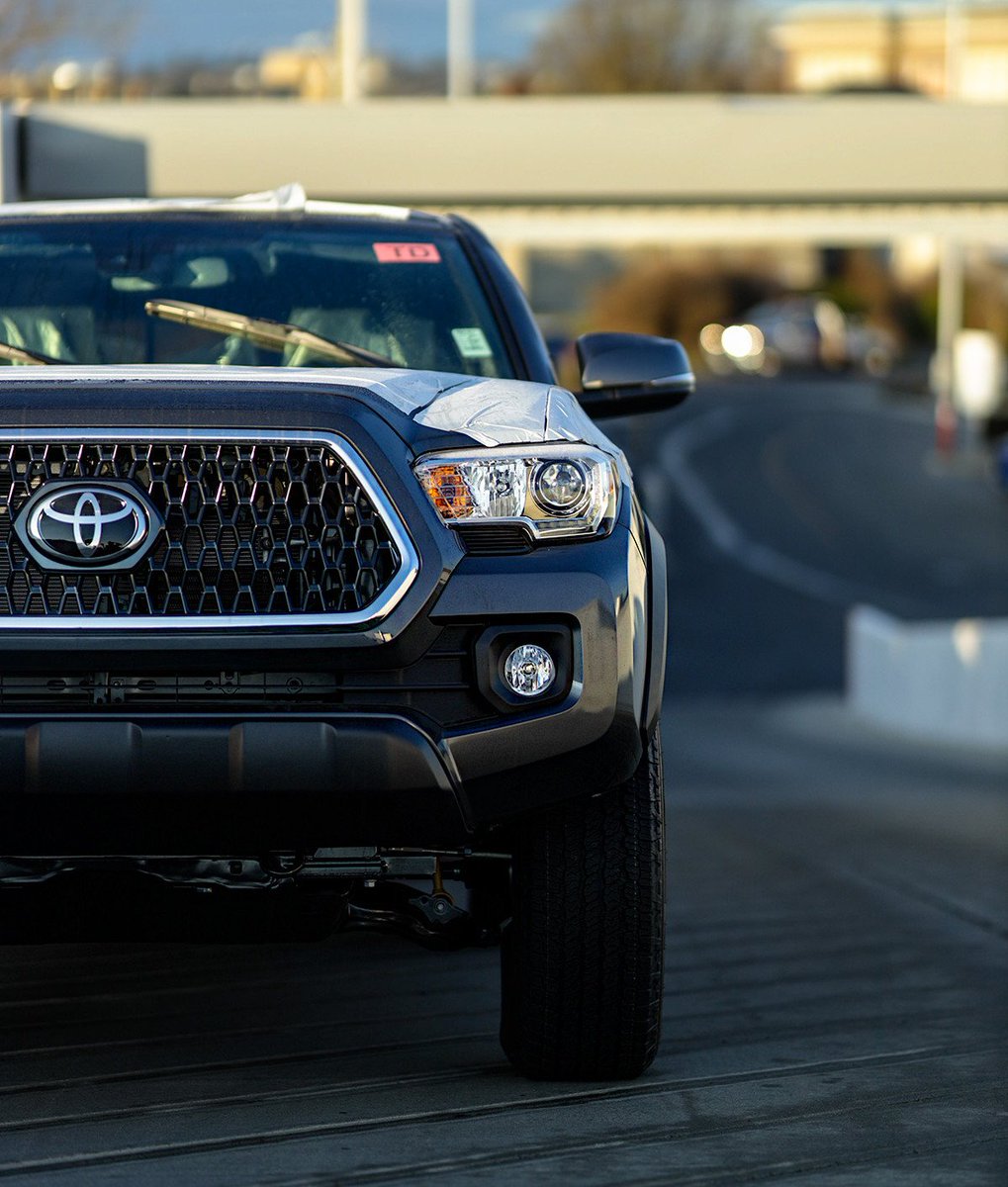 CCToyota's tweet photo. Happy #TacoTuesday. This Tacoma is so new, it's still in the wrapper! 

#Toyota #Tacoma #ToyotaTacoma #Toyota4x4 #TRDPro #JimPattisonAutoGroup https://t.co/pPmQmwKgH4