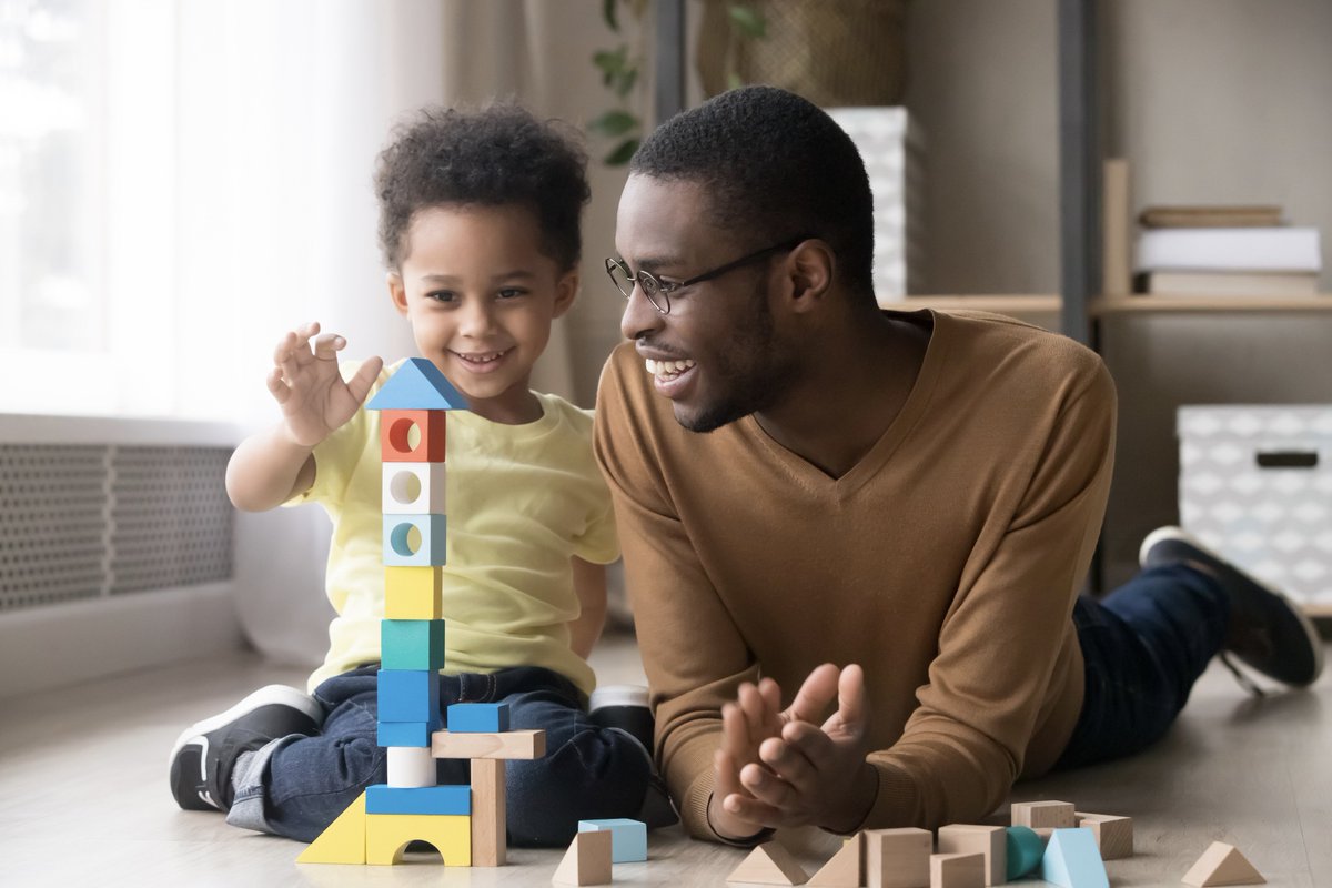 earlylearnnet's tweet photo. How does family engagement change during the early years of schooling? Are parent-teacher partnerships different in #rural vs. urban communities? What can parents do at home to best support their child's learning?

Find out what we're learning. ›› https://t.co/srmEm5K3Iq https://t.co/8vssU8WTXo