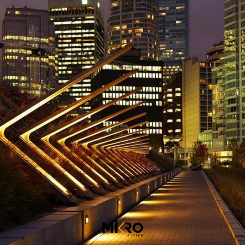 Mekanlar, evlerimiz, etkinlik alanları kadar yürüdüğümüz yollar da özeldir. Peyzaj projelerinizin aydınlatma çözümleri için de bizimle iletişime geçebilirsiniz: 0212 220 93 95

#mimarlık #interior #interiordesign #design #decoration #mimariproje #avmmalzemeleri #avmsüsleme