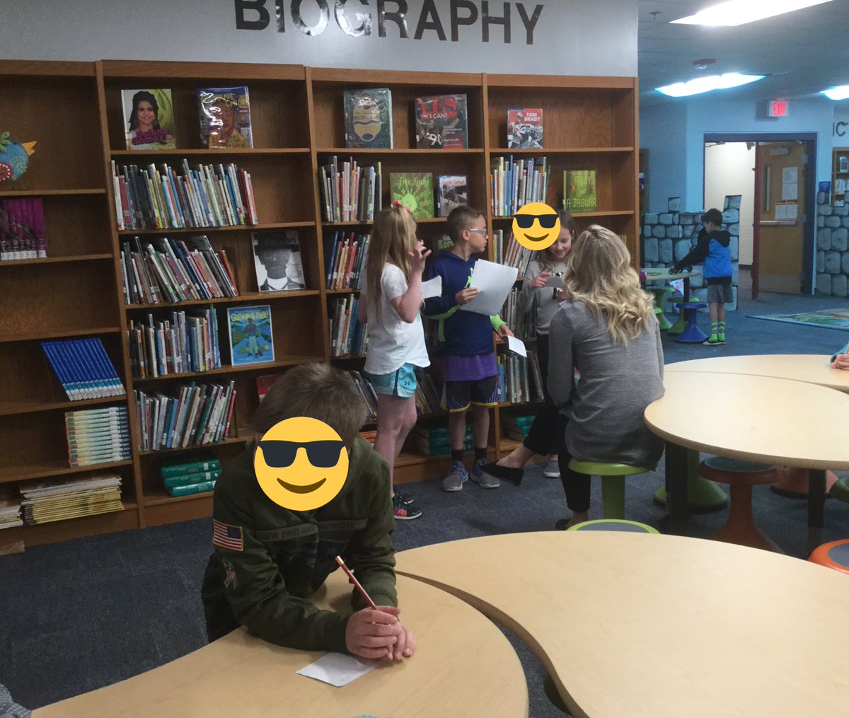 LESReading24's tweet photo. Using our Earth Changes research to create scripts for the  green screen. #WeAreFamilyLES @LESReading24 @LeawoodLeopards #thestoryofus @bvlibraries https://t.co/PYrOiKcdea