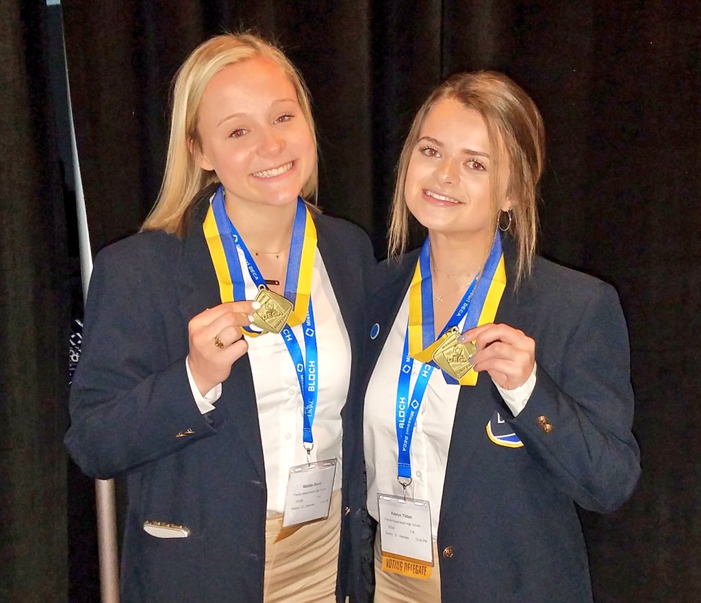 fhn_deca's tweet photo. Missouri State DECA Top 8 Medalist- Buying &amp; Merchandising Team
Maddie Stock &amp; Katelyn Tilden https://t.co/BhOfTifadt
