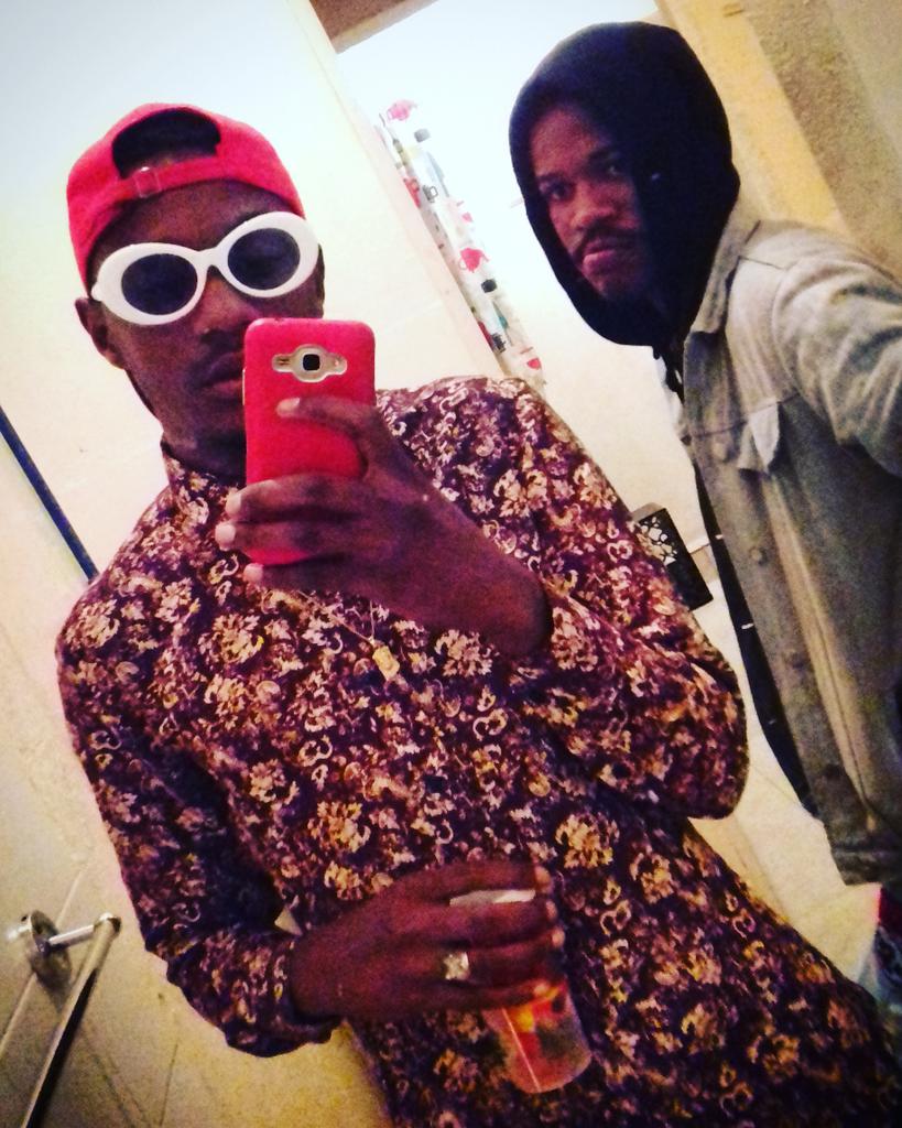 RangellJuka's tweet photo. Família❤👍
Como prometido, agora mesmo disponível para #Download Free 🍻😹 a música...Intitulada: #RockStar👌
De Mokkado - (Feat. #Vanoy Barata) 🎶✈prod. #Eficácia...
Att: para todos os tipos de idade 🙌😅❤
.
Link:📥
.
https://t.co/3DncJynEYQ
.
FaçaJáOseuDownload❤ https://t.co/Lwm6pqFa5F