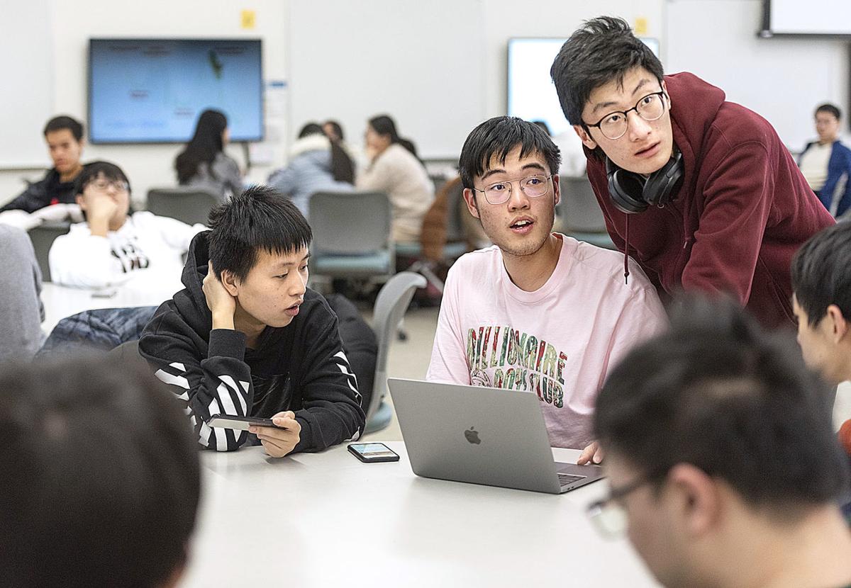 UniversitiesWI's tweet photo. Did you know @UWEauClaire is 1 of only 35 U.S. universities to partner with Chinese institutions in the Sino-American Dual-Degree Program? 

Read more about what that looks like from @LeaderTelegram. #HigherEd

✈️: https://t.co/Rm4XOjO6aF https://t.co/gFk8Zrvx7H