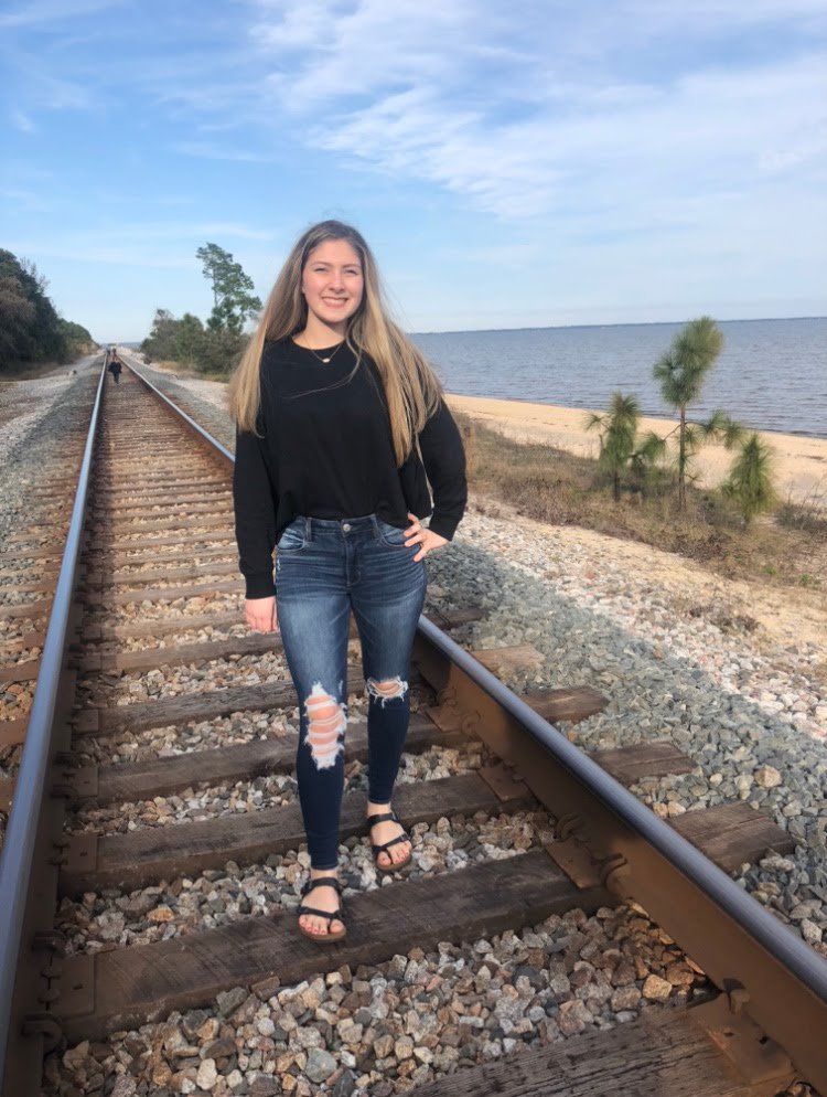 SROnlineFL's tweet photo. **Student Spotlight**
Haley does a great job with her online assignments in HOPE and staying ahead of pace. Keep it up Haley! SRO appreciates you! https://t.co/rNH8LCgMYs