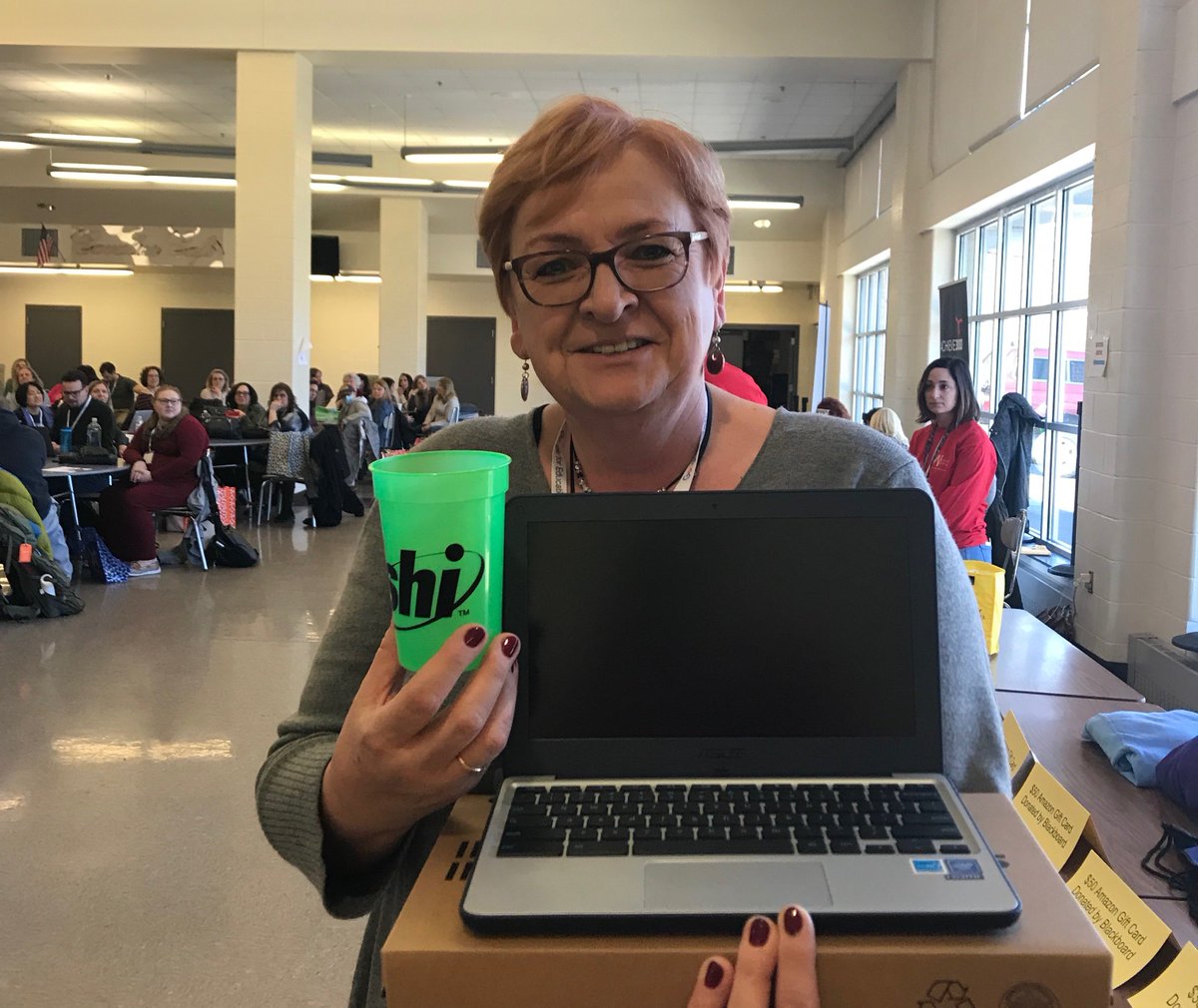 Congratulations, Mrs. Glinska, winner of the Chromebook, donated by Fraser Advanced Information Systems. #esasd_sit #sit_2019