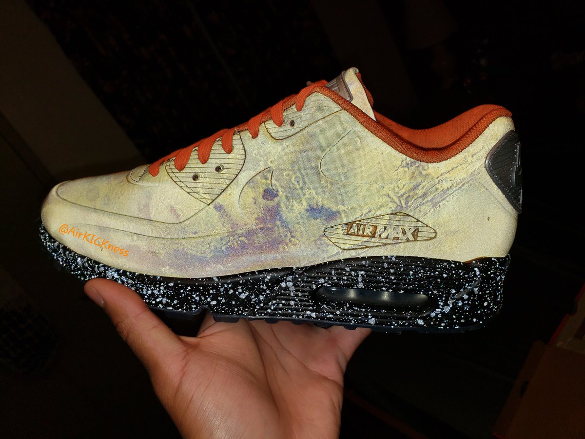 AirKICKness's tweet image. Happy #AirMaxDay 🔥
Watchu rockin' today??? #NotARapper