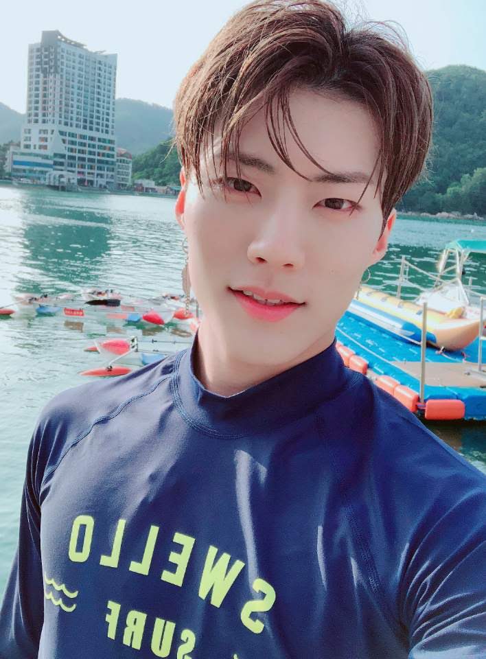 Smile_Jeup's tweet photo. Happy birthday Jeup!!! Thank you for all your hard work. You always manage to make us smile. Hope you have a wonderful day!! 생일축하해 제업!!! 수고했어요. 너무 감사합니다~~ 사랑해♥
#HappyJEUPday #생일축하해업 #임팩트 #박제업 https://t.co/WvwUzU7HKj