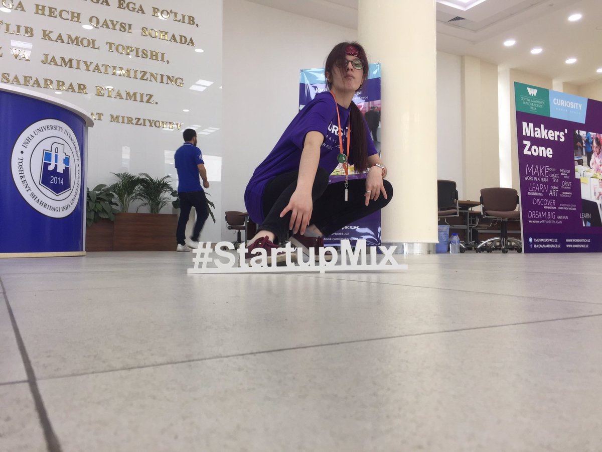 1510Rakhimova's tweet photo. Startup mix volunteer #startupmix #curiositymachine #volunteer #google https://t.co/8b0yOp9NjX