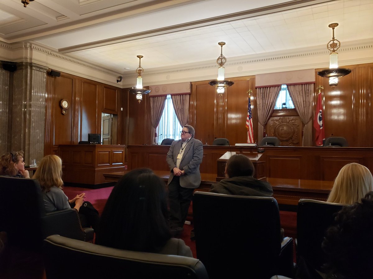 leaders_OR's tweet photo. Judge Bennett sharing stories about court cases with Leadership Oak Ridge. #LOR2019 https://t.co/noTjaOE0zG