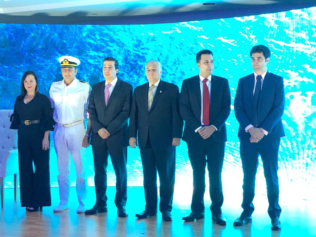 Presentan #VidantaElegance de primer #crucero de lujo mexicano con 149 camarotes intimo y confortable lo lanzan en octubre <a href="/sectur/">SECTUR</a> @vidanta (@ Four Seasons Hotel in Cuauhtémoc, DF) swarmapp.com/c/1RIWX6gla1J