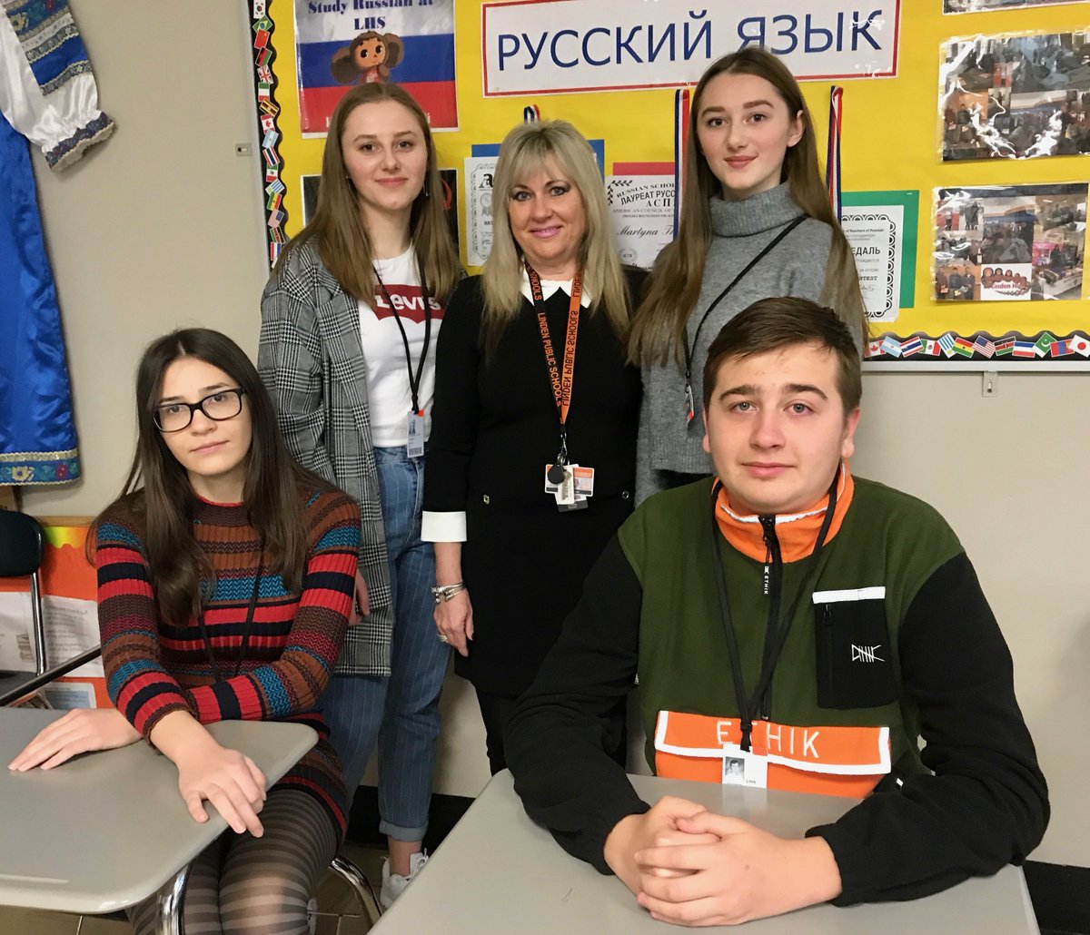 LPSPhotos1722's tweet photo. Congratulations to 4 @LHS_NJ students of Russian who were honored in the National Russian Essay Contest! 44 schools in 16 states took part. Pictured is teacher Bozena Szulc with gold medalists Anna Kanolash, Yuliia Sul and Krystyna Sul; and silver-medalist Maksym Vyshnovskyi. https://t.co/Gu2joUgZbo