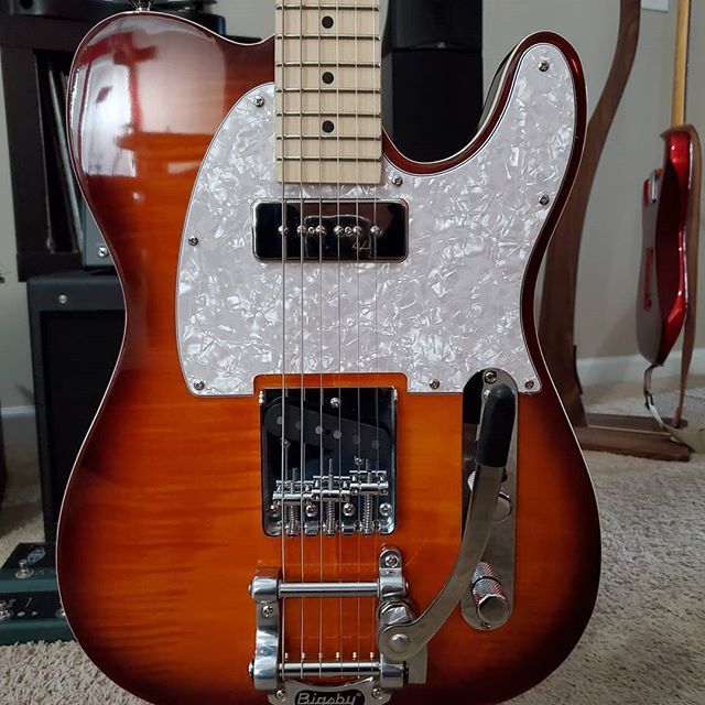 DylanTalksTone's tweet photo. #teletuesday we put this one together for a video on the #youtube channel. This is a cool #guitar with our #p90 and Flat six #telecaster #puckups and a #bigsby https://t.co/KBaC2uYA6b
