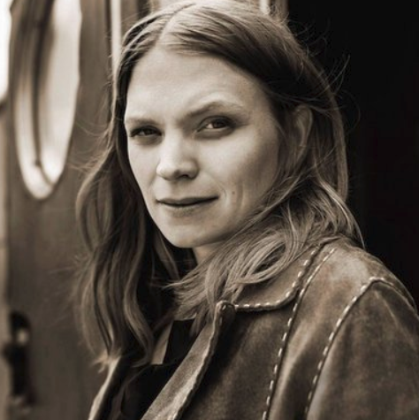 TOUR NEWS! <a href="/ambercrossmusic/">AmberCross</a> announces UK and Ireland dates this spring! Full details and dates: somethin-country.blogspot.com/2019/03/americ…