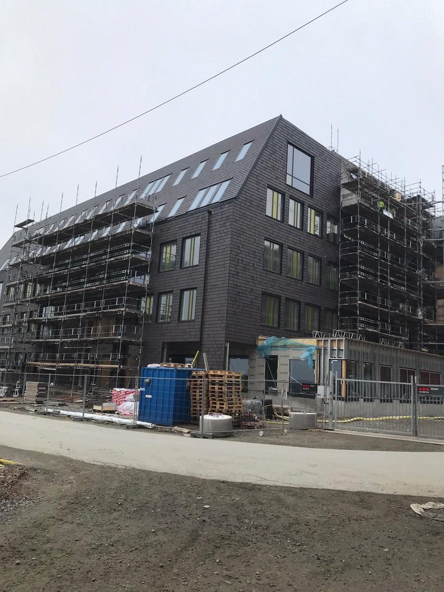 ArchitileNL's tweet photo. In het Zweedse Malmö zijn ze nog druk aan het bouwen maar wij konden het niet laten om alvast een paar kiekjes te laten zien. Wat vind jullie van de Vidar Chelsea? https://t.co/pPJOYsB8R4
