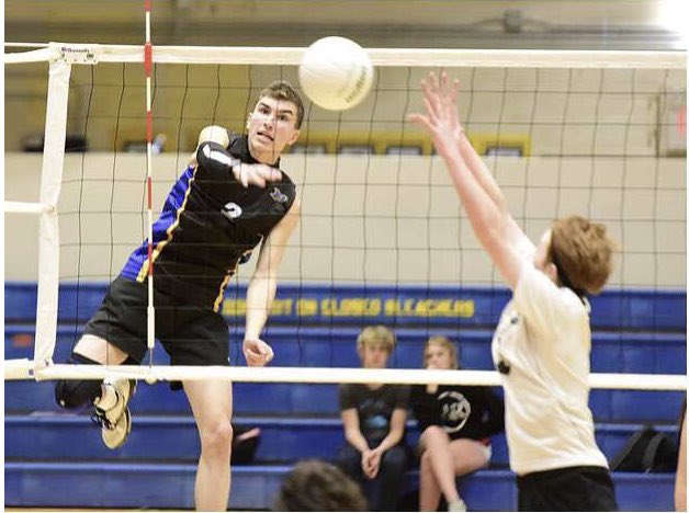 phs_badgers's tweet photo. Hey Badgers! There is a Home Boys Volleyball Game v.s. Northwest Christian at 5:30! It’s a BLUEOUT. Be sure to come out tonight to watch them play! 💙💛🏐 https://t.co/L6YHORJJLi
