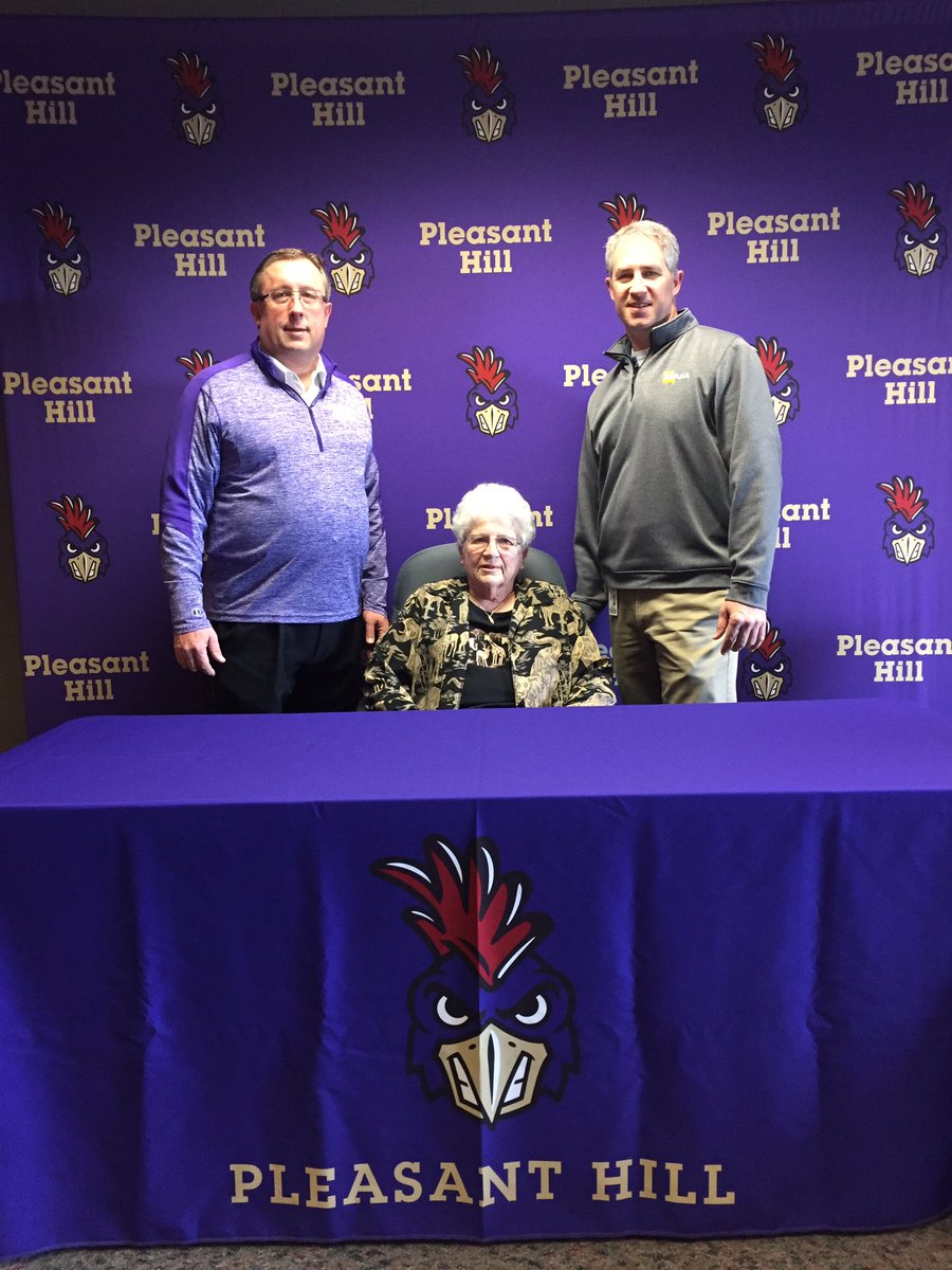 PHHSActivities's tweet photo. The PH Booster Club and PHHS would like to thank Becky Curtin for the contribution of a media backdrop w/ memorial donations received on behalf of her husband, the late Bill Curtin! Becky and Bill have been avid supporters of Pleasant Hill athletics for many years! Thank you! https://t.co/YdTMgPIvG8