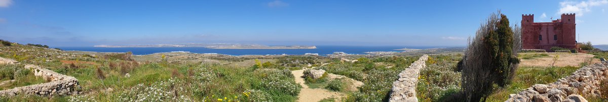 CarolineEDay's tweet image. Day 1 Malta 2019 @PortsmouthGeog. Learning about the position, history, geology, flora and fauna, and culture of this amazing island #fieldworkisfun