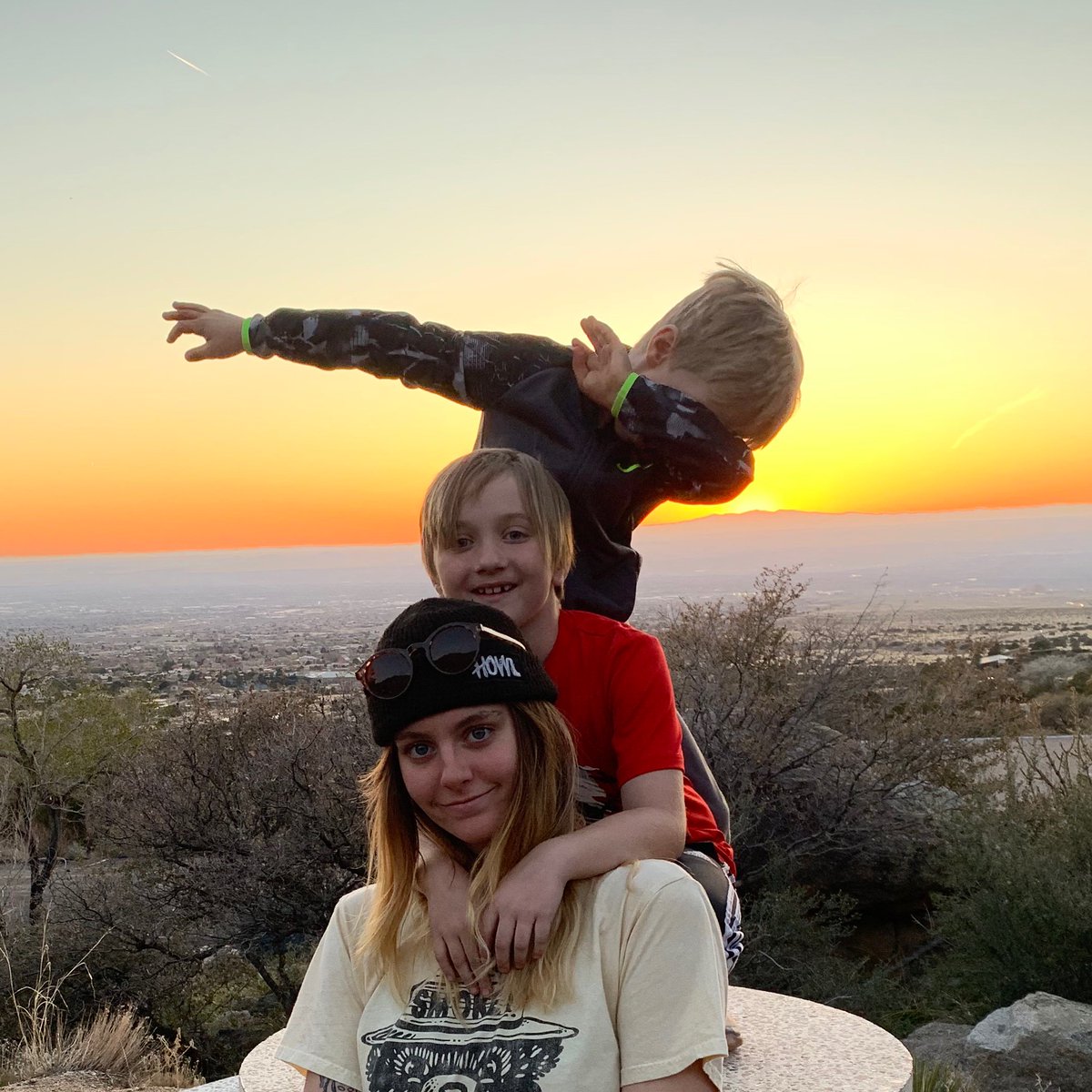 KRQE_DeanStaley's tweet photo. The kids, Albuquerque sunset, and the recently invented spaz-dab. https://t.co/VCF1dsnUjT