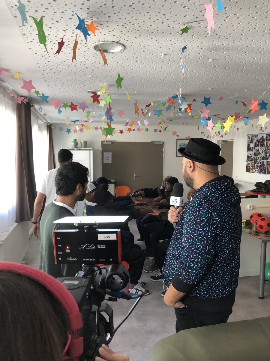 🎥Nous avons eu le plaisir d’accueillir ce matin @France3tv au centre post-hospitalier du #Casp Hélianthe, lors d'une une séance d’activité physique adaptée aux résidents animée par l'association <a href="/VIACTI/">VIACTI</a> 🙂