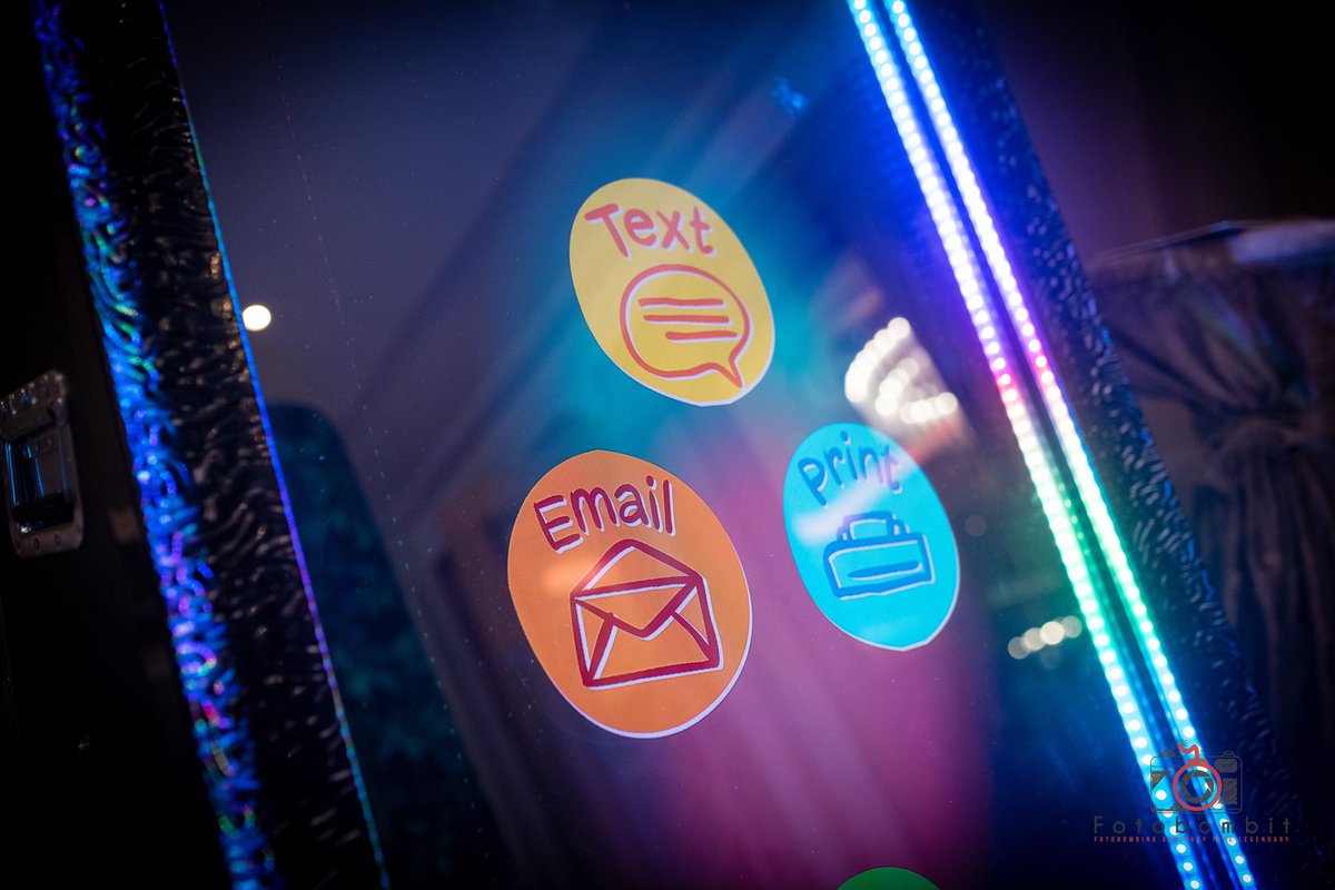 fotobombit's tweet photo. We are not your ORDINARY PHOTO BOOTH!! Email, Text or Print? Explore your options! 😉 #socialsharing #brandaweness #corporate #weddings #birthdayparties  #southerncalifornia #lacounty #orangecounty #inlandempire #riversidecounty https://t.co/JXuCoU7clq📸💣 https://t.co/oMkoU5zT93