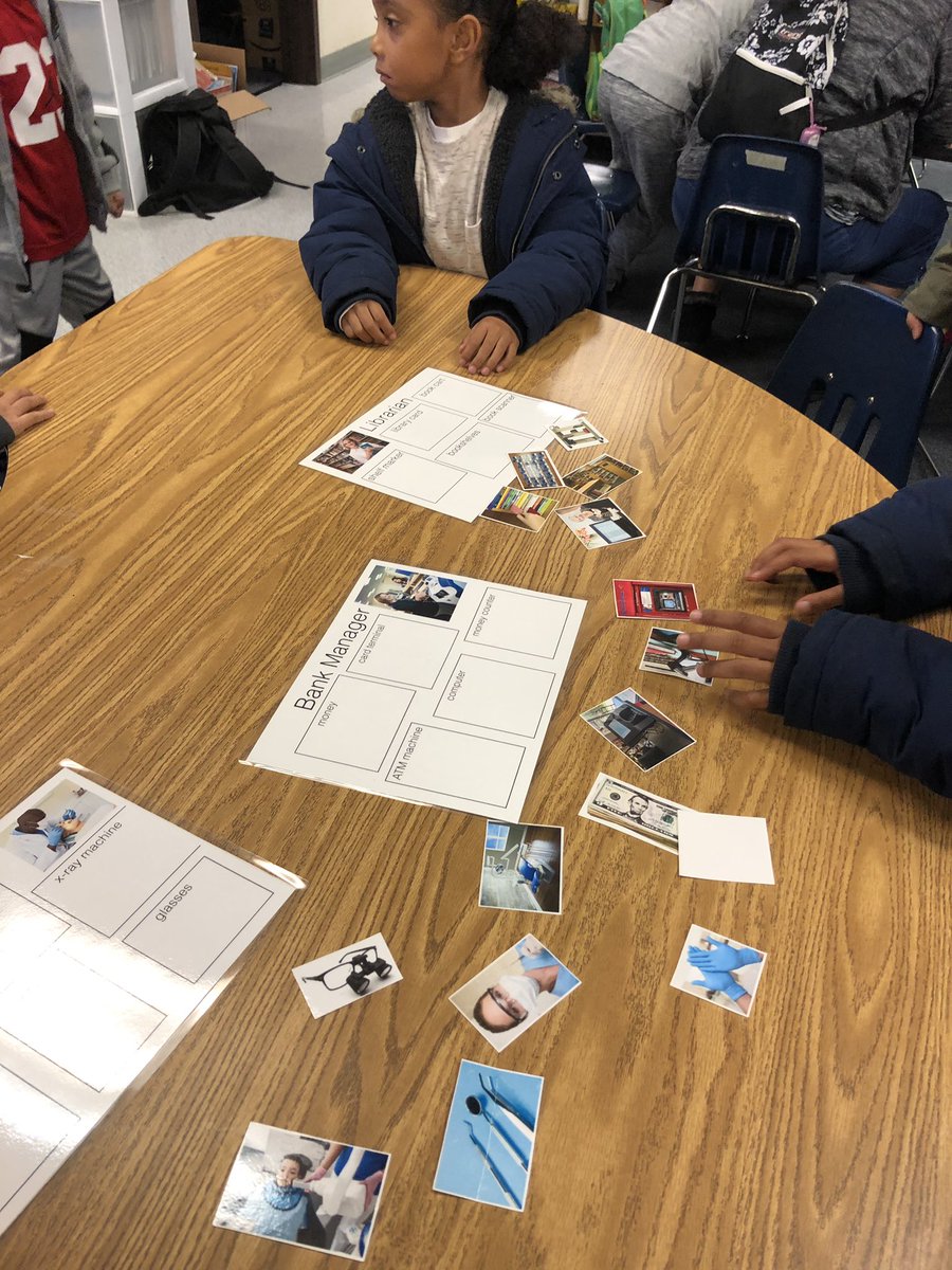 bowteesta's tweet photo. Community helpers make our world better. @KSmithSchool kindergarteners apply what they learned about community helpers to their classroom! @meghnavenk @moto_ly #PBLWorks https://t.co/HOBqgd3OHc