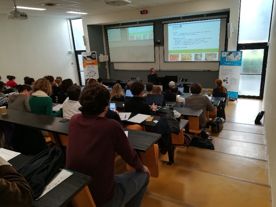 Pole_Valorial's tweet image. Près de 70 personnes réunies aujourd'hui pour la Valorial'Connection sur la #Valorisation non-alimentaire des #coproduits agricoles &amp;amp; agroalimentaires d'origine animale à l'@ENSCR ! Enjeux, réglementation, solutions à l'échelle européenne, témoignages d'applications &amp;amp; visite !