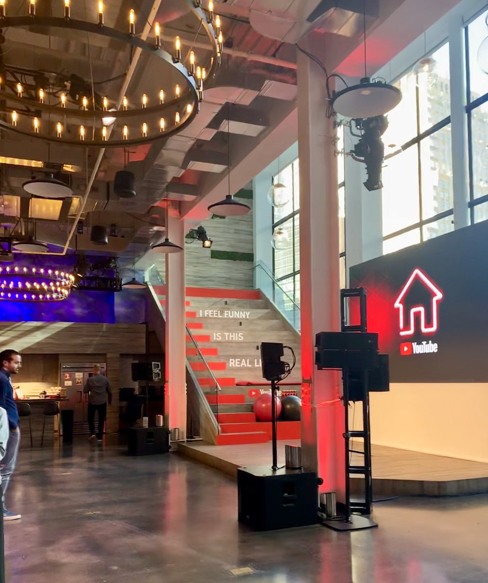 ninaraja's tweet photo. Inside tour of the @YouTube House. Exciting innovations to look forward to! Thank you @shockallocca and team. #YouTubeHouse #nyc #YouTube https://t.co/SyA4bGREky